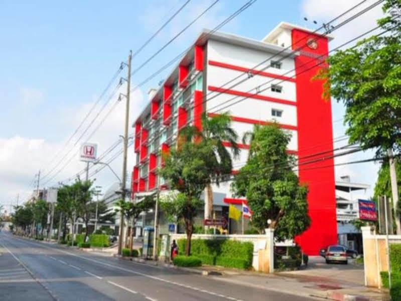 Thamrongin Hotel Bangkok Exteriör bild